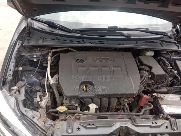 Toyota Corolla 2015 Gray