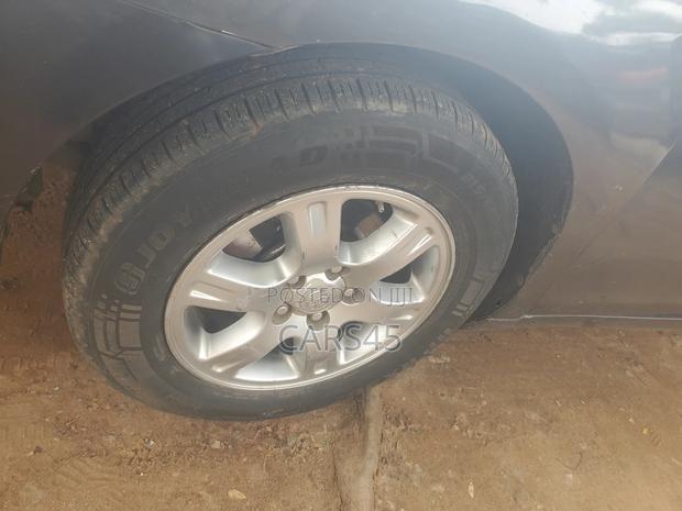 Toyota Camry LE 4dr Sedan (2.5L 4cyl 6AM) 2010 Gray