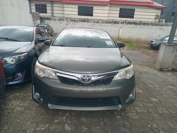 Toyota Camry 2014 Green
