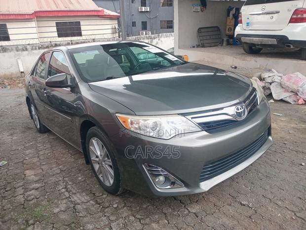 Toyota Camry 2014 Green