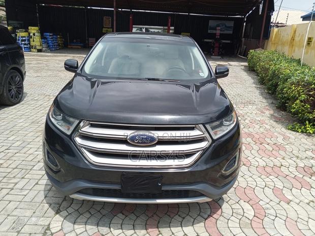 Ford Edge Titanium 4dr SUV AWD (2.0L 4cyl Turbo 6A) 2015 Black