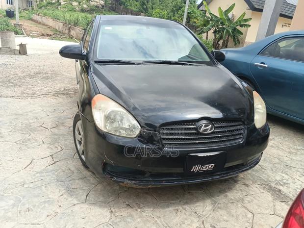 Hyundai Accent 2009 Black