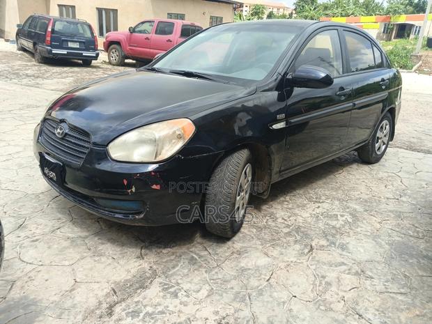 Hyundai Accent 2009 Black
