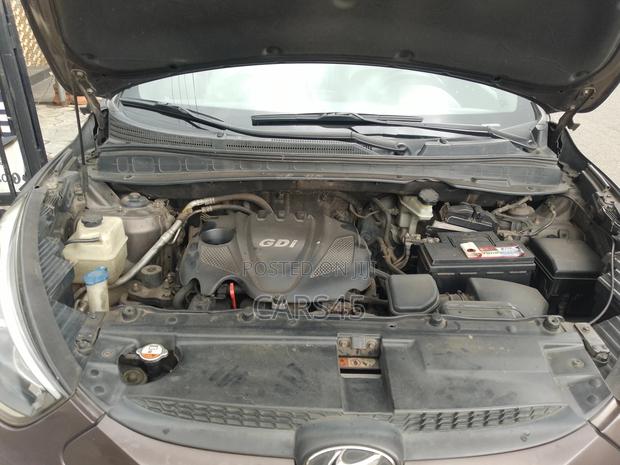 Hyundai Tucson 2015 Brown