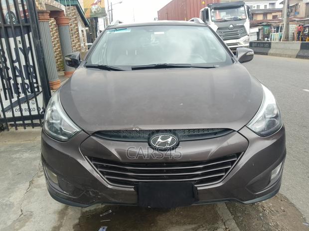 Hyundai Tucson 2015 Brown