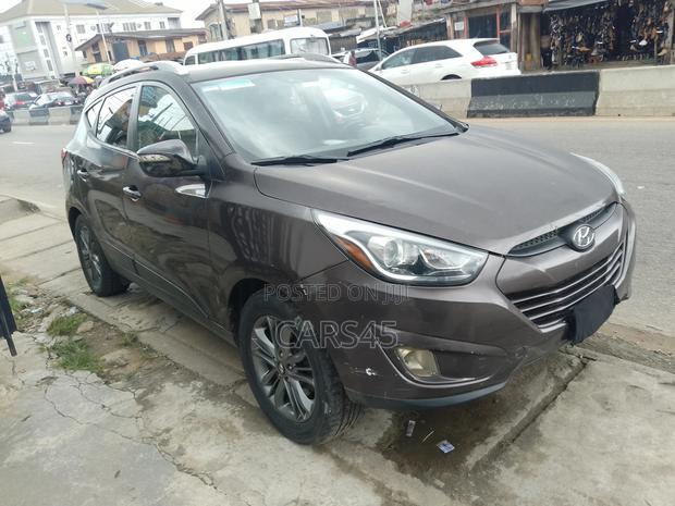 Hyundai Tucson 2015 Brown
