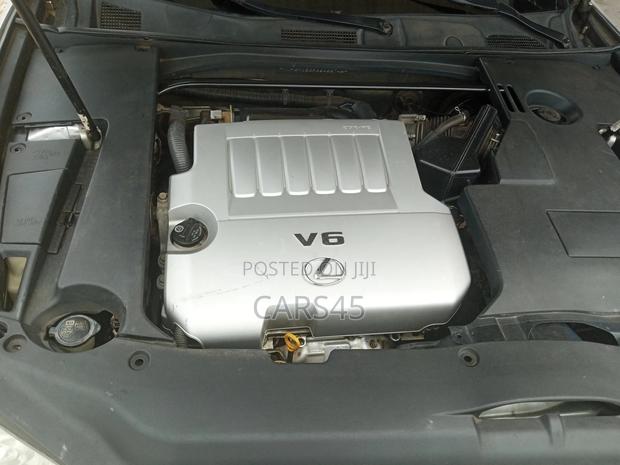Lexus ES 2011 Silver