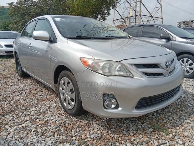 Toyota Corolla 2011 Silver