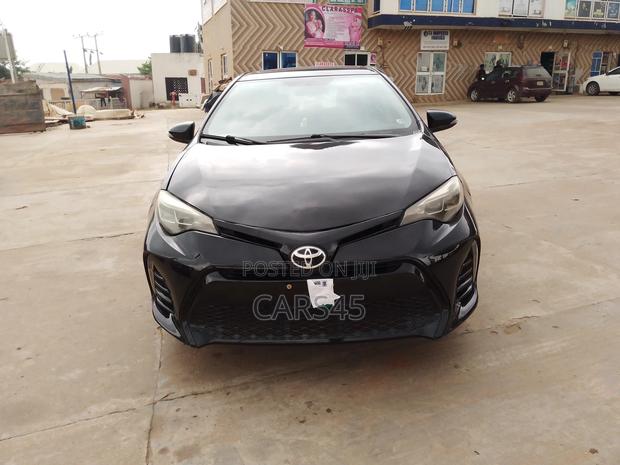 Toyota Corolla 2015 Black