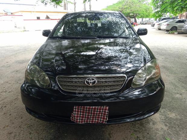 Toyota Corolla 2006 Black