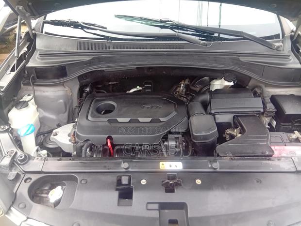 Hyundai Santa Fe 2017 Gray