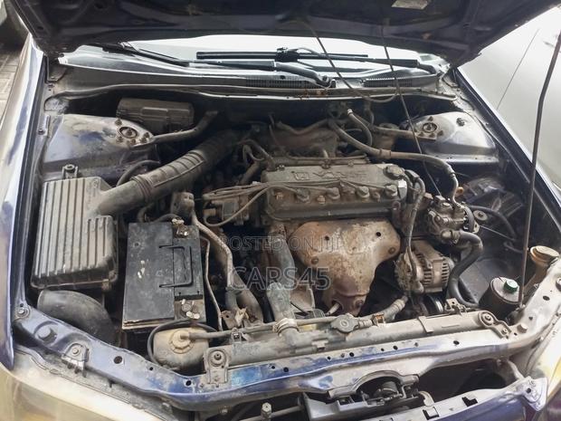 Honda Accord 2002 Blue