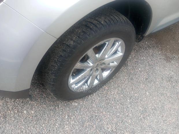 Ford Edge 2011 Silver