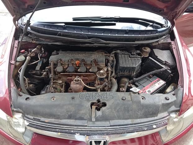 Honda Civic 2006 Red