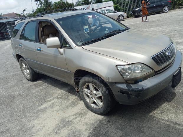 Lexus RX 300 2WD 2002 Gold