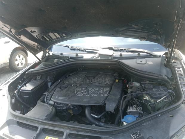Mercedes-Benz M Class 2012 Gray