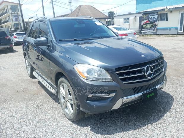 Mercedes-Benz M Class 2012 Gray