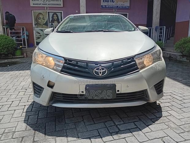 Toyota Corolla 2014 Silver