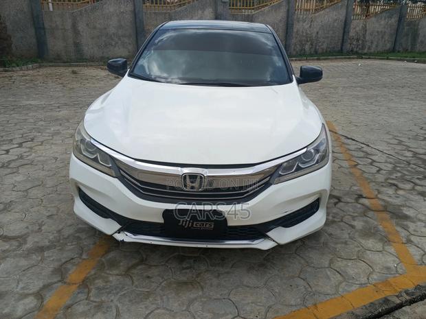 Honda Accord 2016 White
