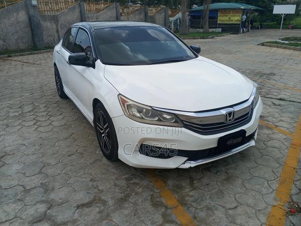 Honda Accord 2016 White