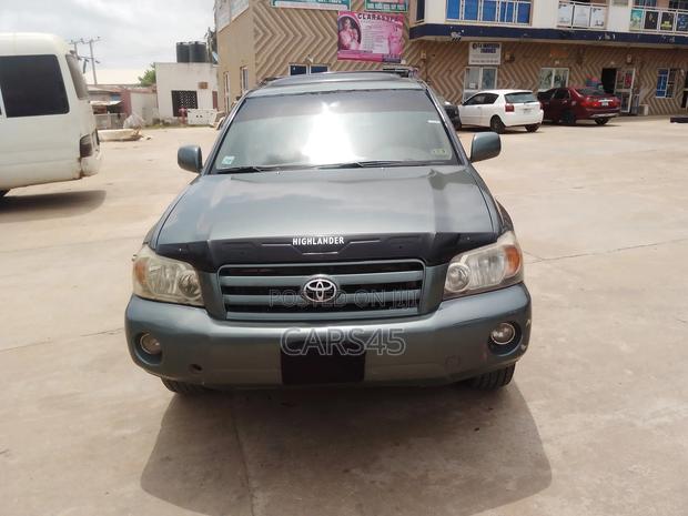 Toyota Highlander 2004 Green