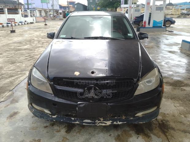Mercedes-Benz C300 2008 Black