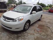 Toyota Sienna 2009 White for sale