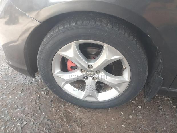 Toyota Venza 2011 Gray