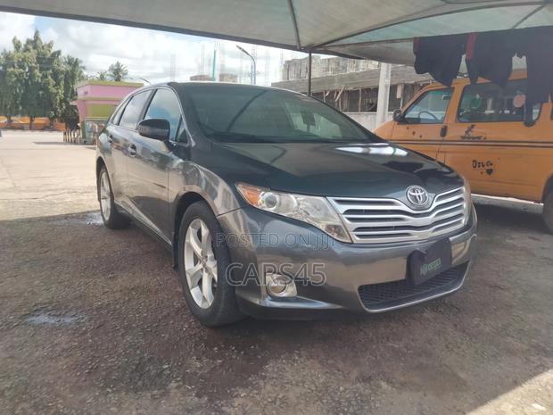 Toyota Venza 2011 Gray