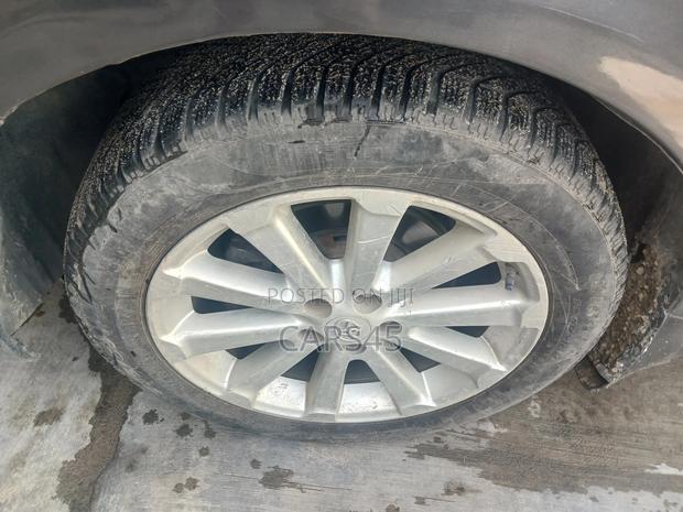 Toyota Venza AWD 2010 Gray