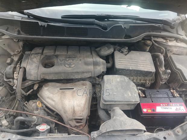 Toyota Venza AWD 2010 Gray