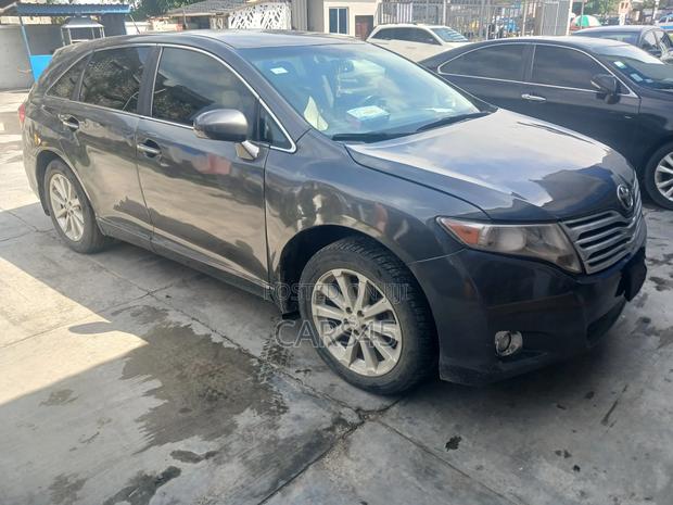 Toyota Venza AWD 2010 Gray