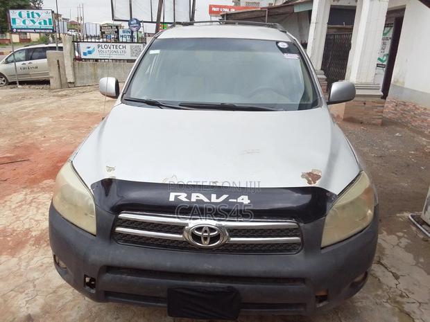 Toyota RAV4 2008 Gray