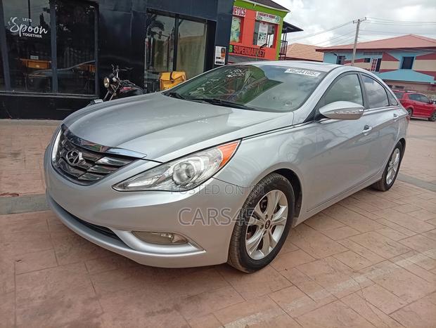 Hyundai Sonata 2013 Silver