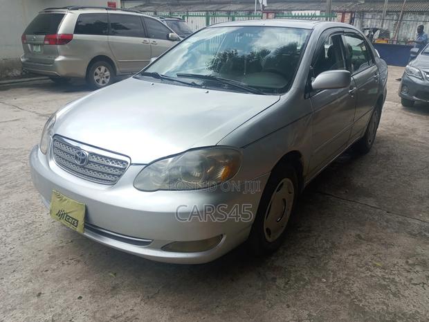 Toyota Corolla 2005 Silver