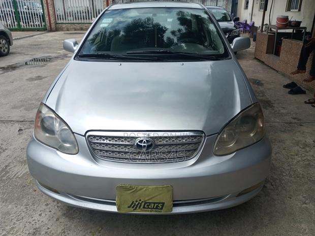 Toyota Corolla 2005 Silver