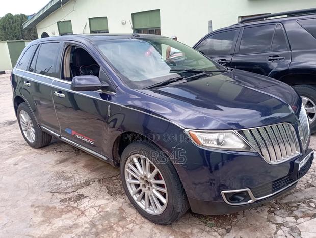 Lincoln MKX 2011 Blue