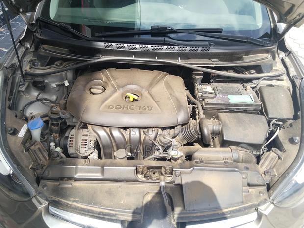 Hyundai Elantra 2015 Brown