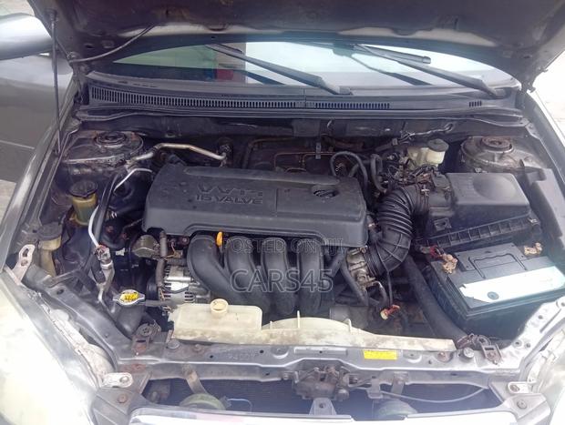 Toyota Corolla 2006 Gray