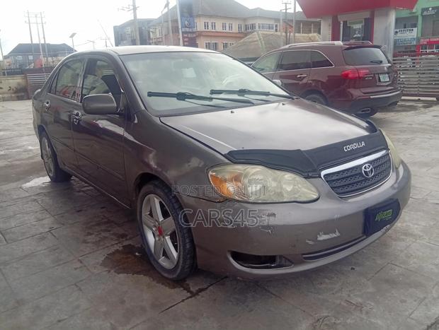 Toyota Corolla 2006 Gray