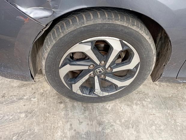 Honda Accord 2016 Gray