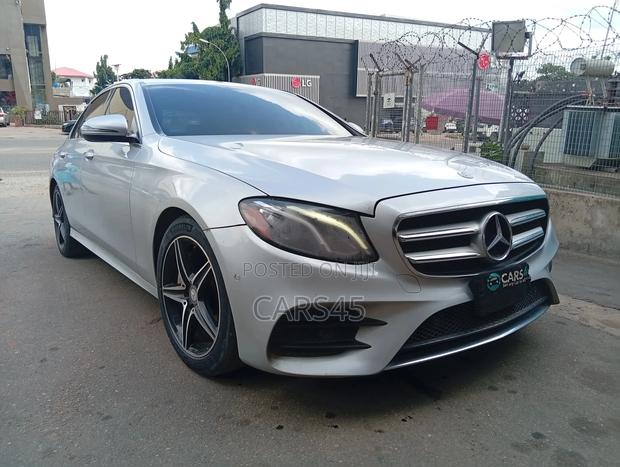 Mercedes-Benz E300 2017 Silver