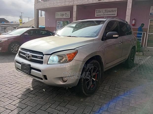 Toyota RAV4 2007 Silver
