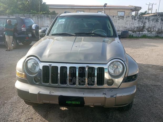 Jeep Liberty 2006 Brown