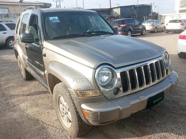 Jeep Liberty 2006 Brown