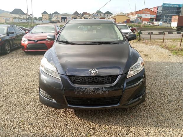 Toyota Matrix 2011 Gray