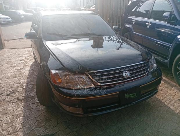 Toyota Avalon 2003 Black