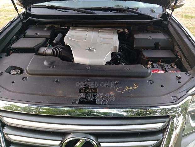Lexus GX 2015 Gray