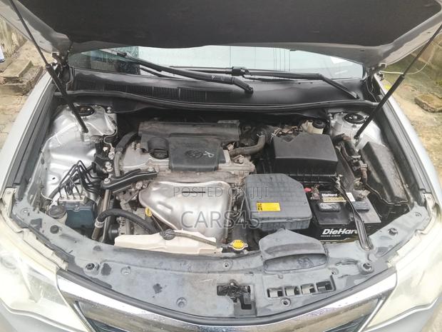 Toyota Camry 2014 Silver