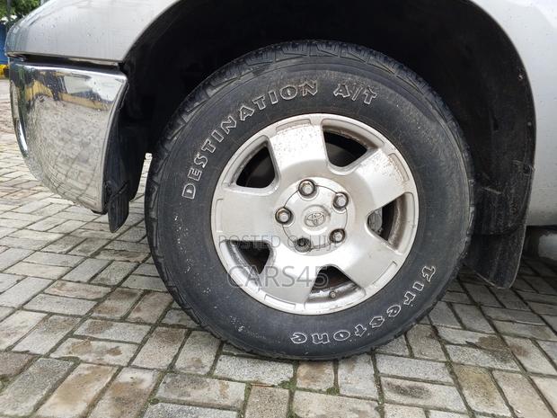 Toyota Tundra 2008 Gray